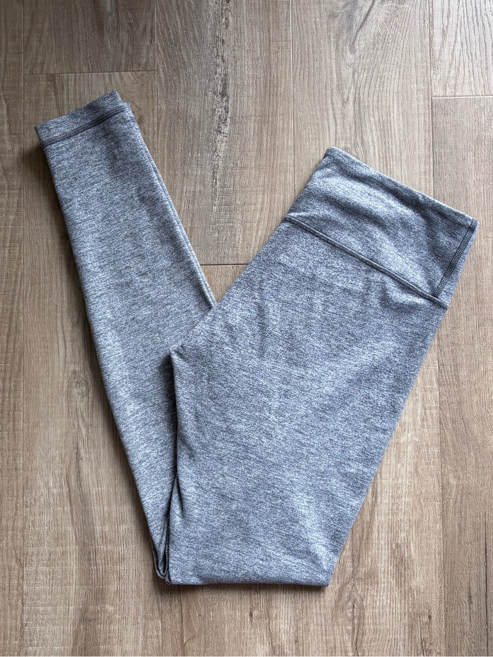 Lululemon Low Rise Leggings in Heathered Grey 31”